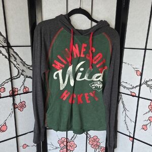 4her Carl Banks Green Long Sleeve Minnesota Wild Hockey Top Hoodie Size M
